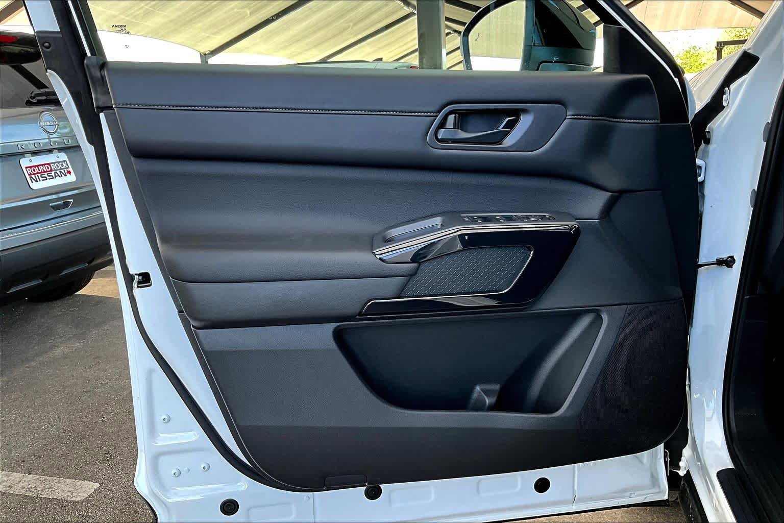 New 2026 Nissan Pathfinder SV image 13