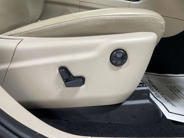 Used 2021 Jeep Grand Cherokee Limited image 39