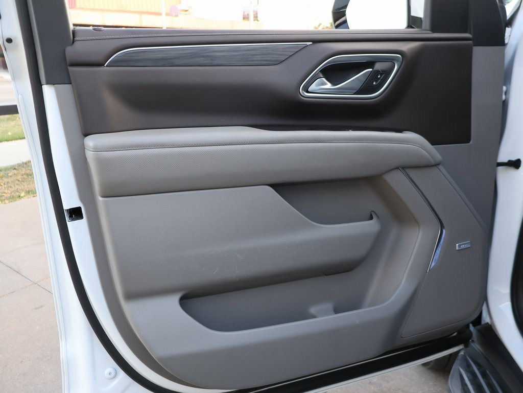 Used 2022 GMC Yukon SLT w/ SLT Luxury Package image 33