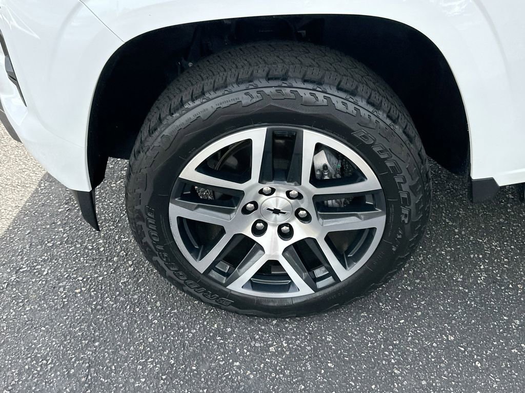 Used 2023 Chevrolet Colorado Z71 w/ Z71 Convenience Package 2 image 29