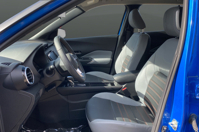 Used 2024 Nissan Kicks SR w/ SR Premium Package FWD image 9