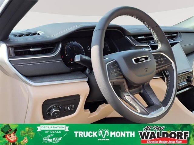 New 2025 Jeep Grand Cherokee L Limited image 7