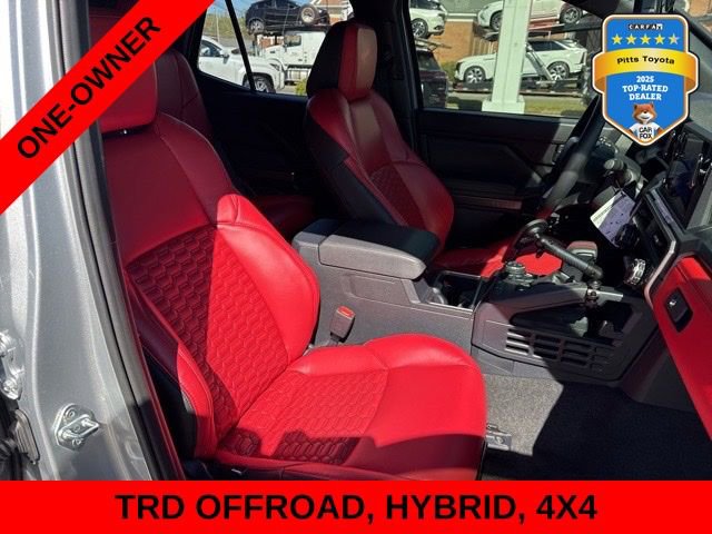 Used 2025 Toyota 4Runner TRD Off-Road image 12