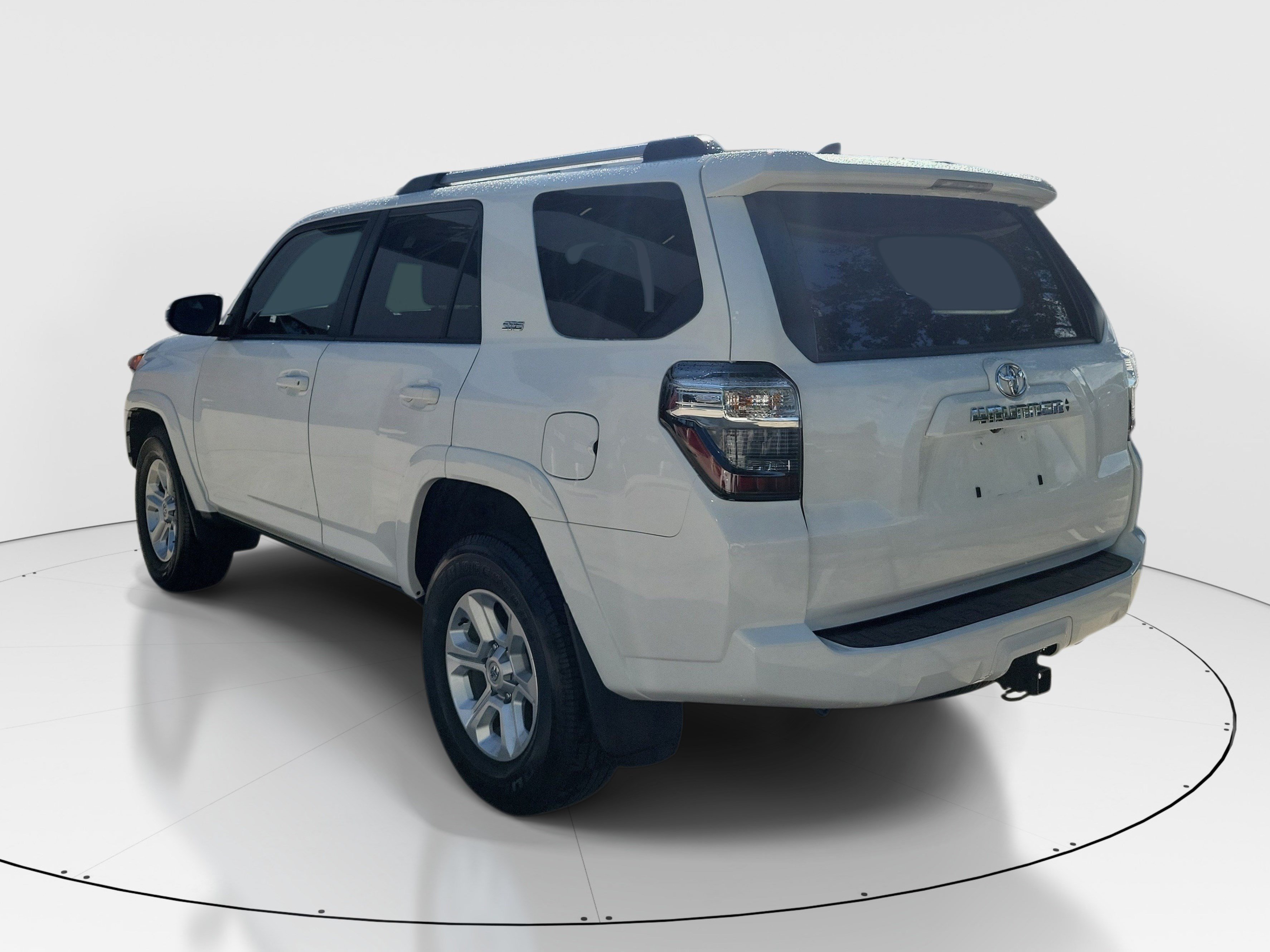 Used 2024 Toyota 4Runner SR5 RWD image 5