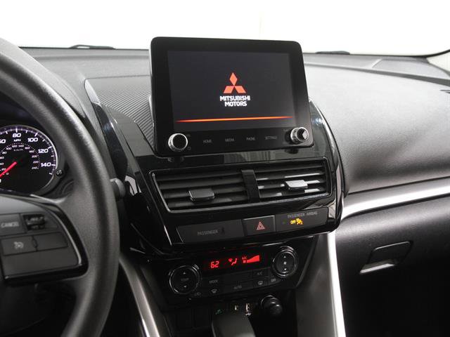 Used 2022 Mitsubishi Eclipse Cross LE image 9