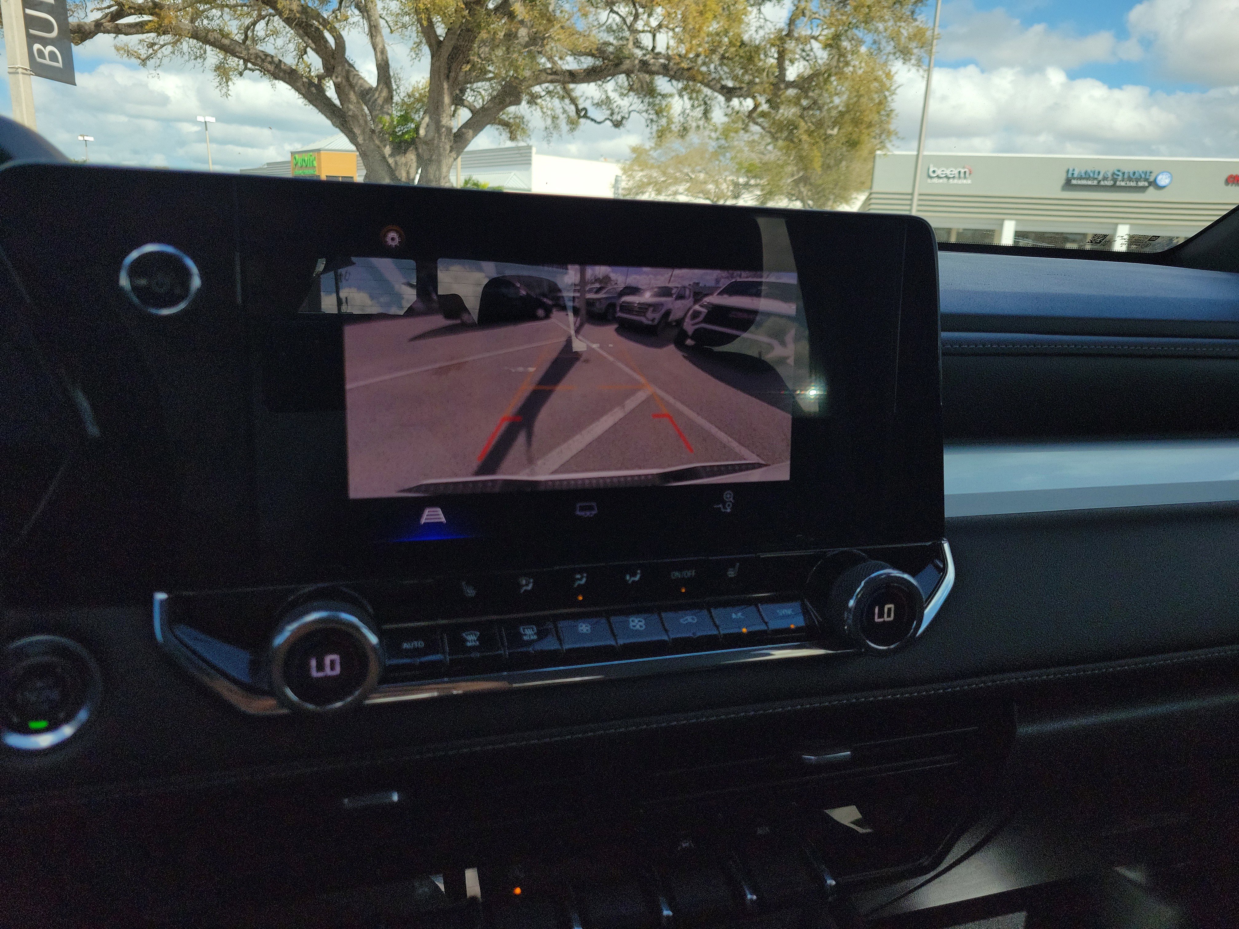 Certified 2024 Chevrolet Colorado LT w/ LT Convenience Package II image 24