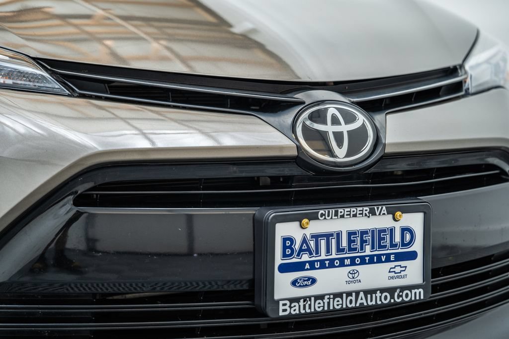 Used 2019 Toyota Corolla LE FWD image 11