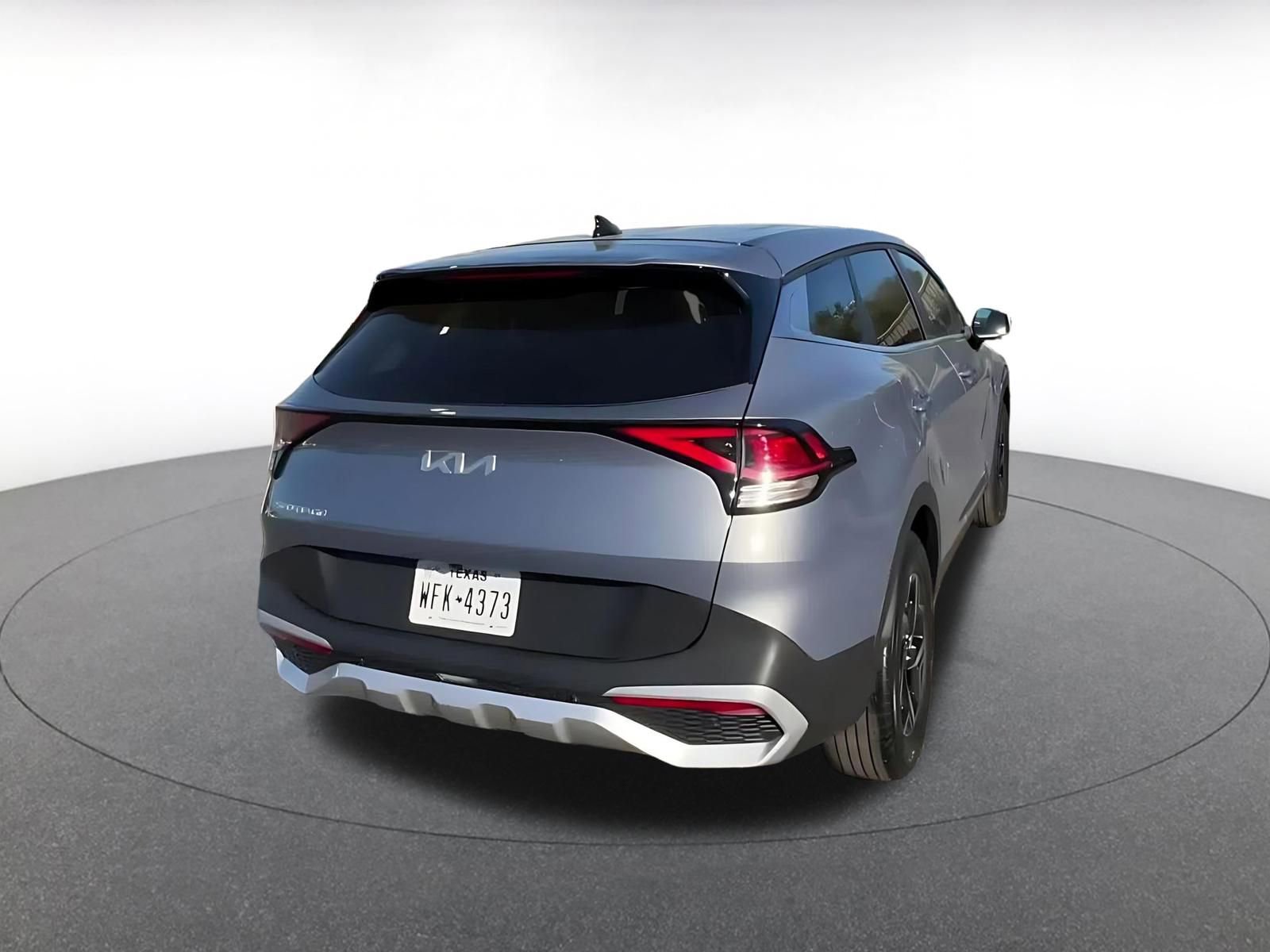 Used 2025 Kia Sportage LX image 14