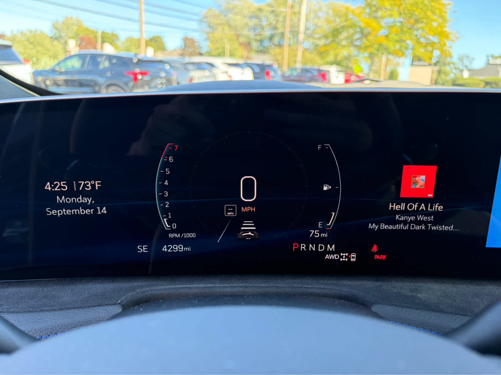 Used 2025 Cadillac XT4 Sport w/ Technology Package AWD/4WD image 34