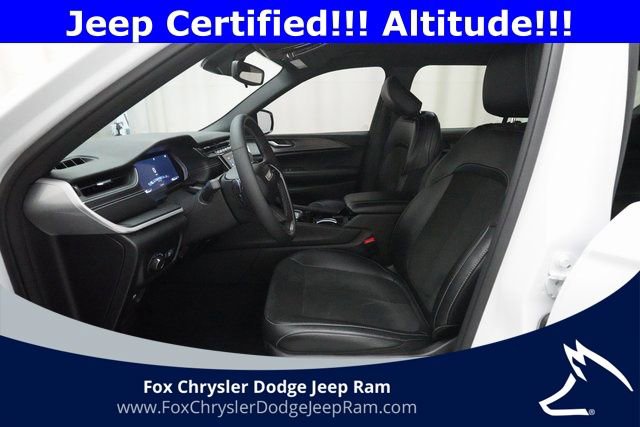 Certified 2023 Jeep Grand Cherokee L Laredo image 7