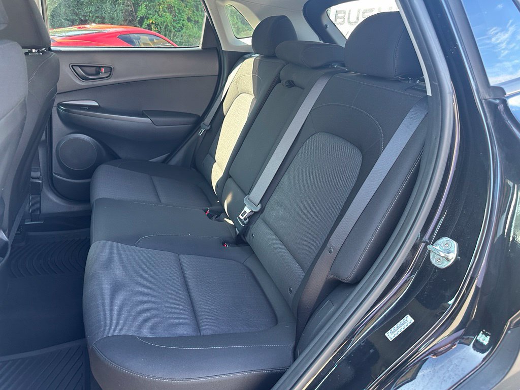 Used 2023 Hyundai Kona SEL FWD image 11