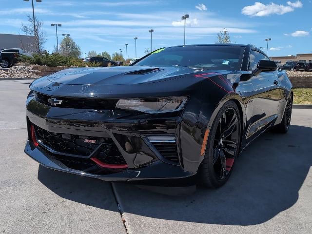 Used 2018 Chevrolet Camaro SS w/ Redline Edition RWD image 3