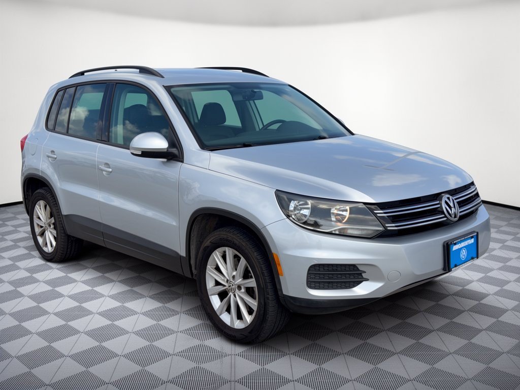 Used 2017 Volkswagen Tiguan Limited w/ Premium Package FWD image 7