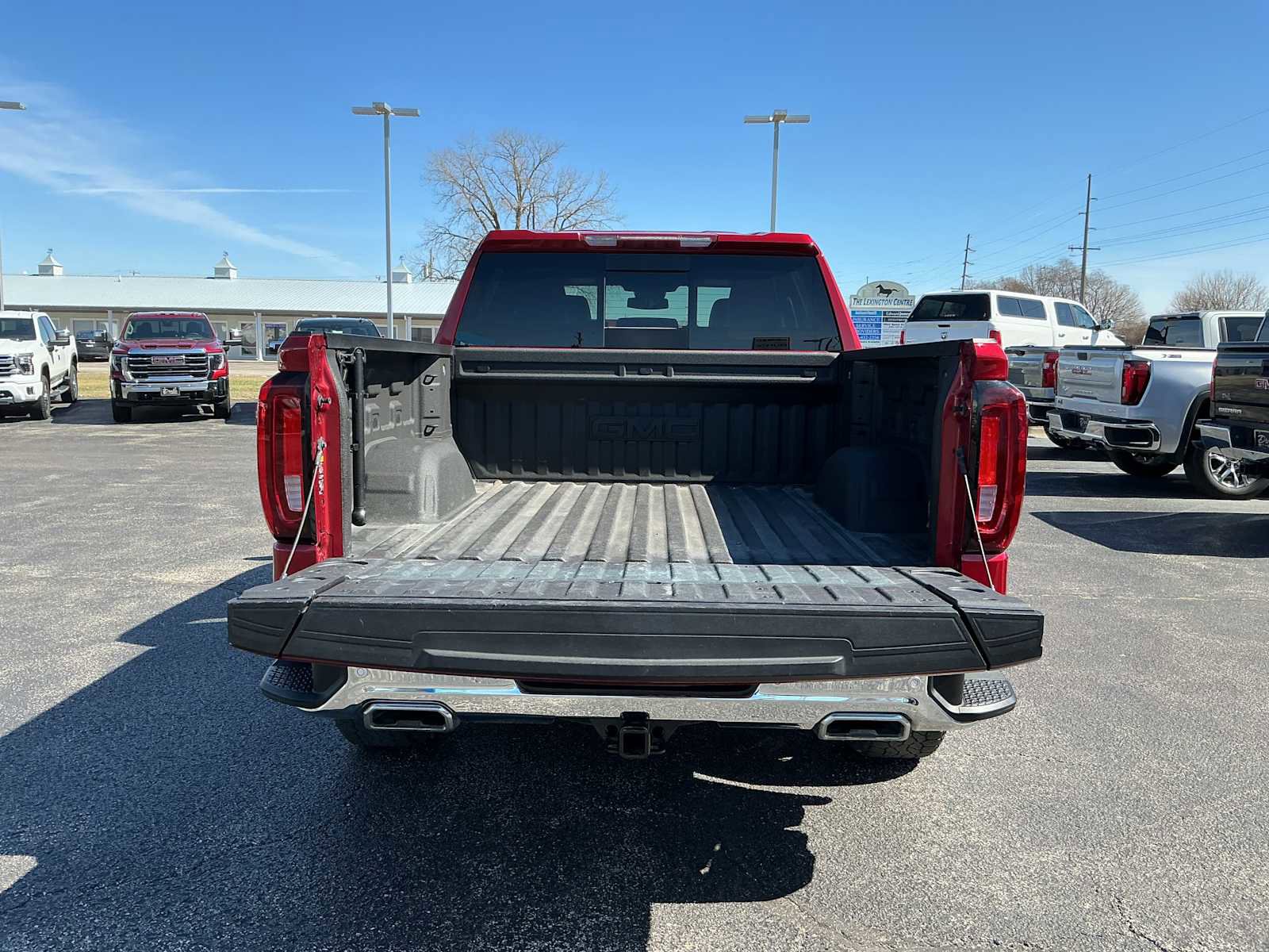 Used 2024 GMC Sierra 1500 SLT w/ SLT Premium Plus Package image 30