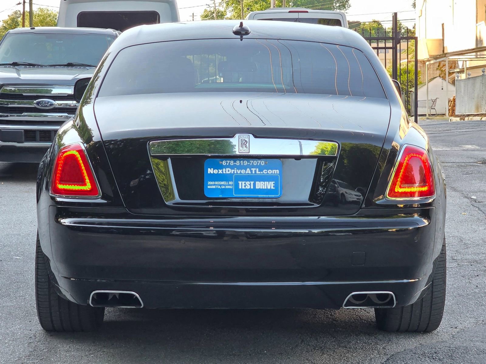 Used 2011 Rolls-Royce Ghost RWD image 6
