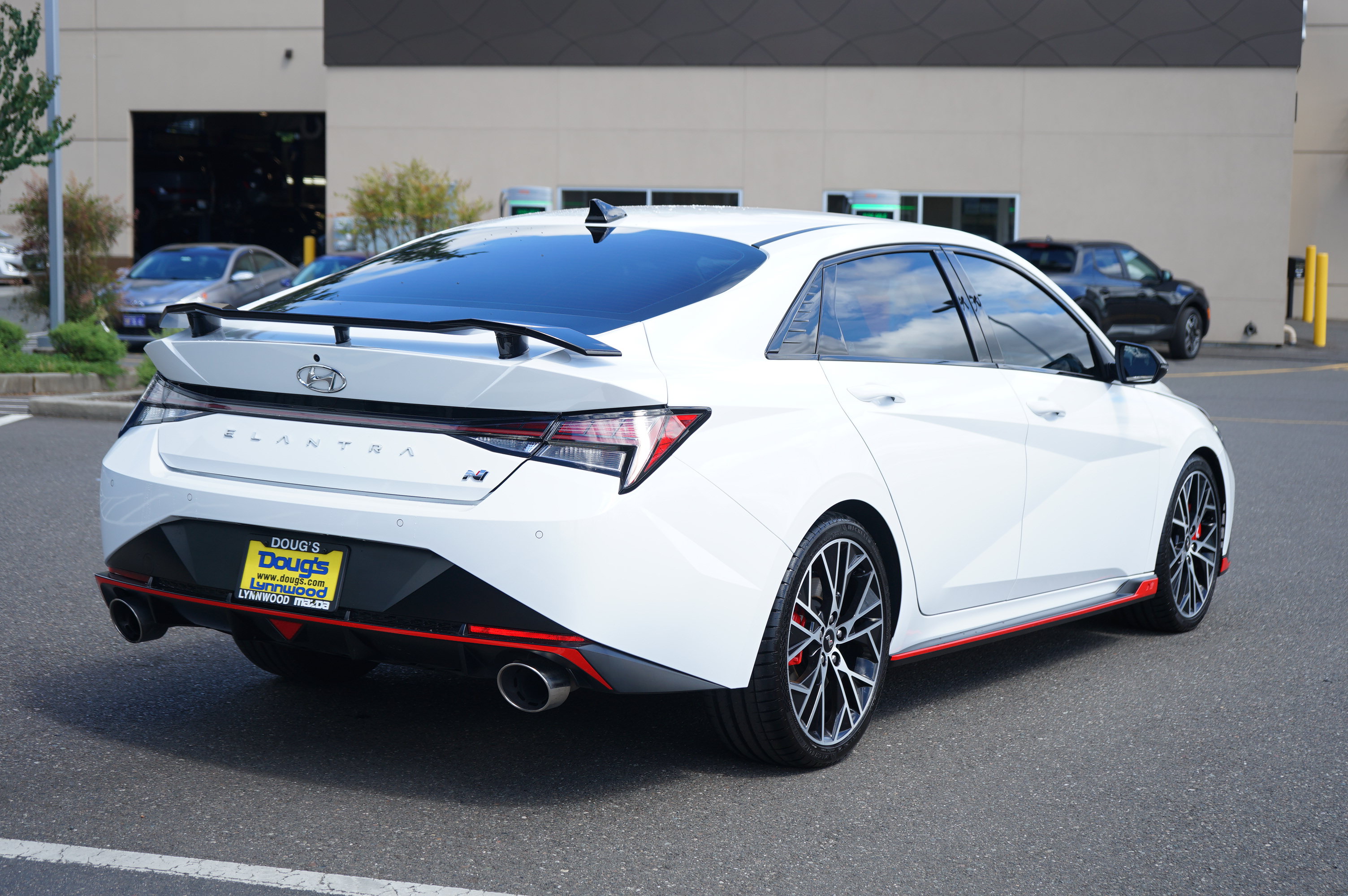 Used 2023 Hyundai Elantra N FWD image 3