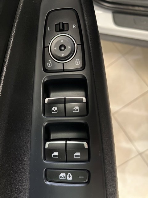 Used 2023 Hyundai Santa Fe SEL image 17