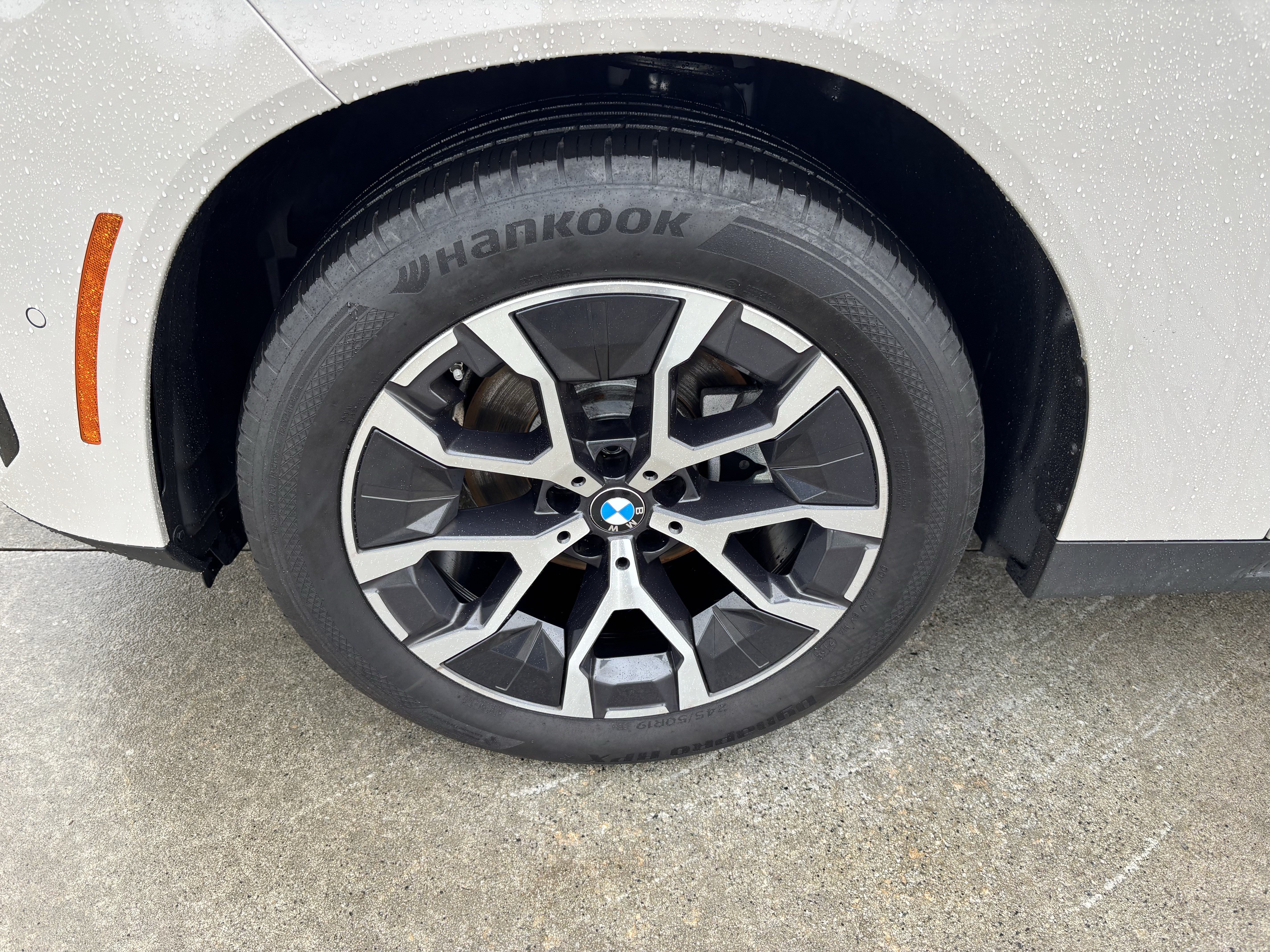 Certified 2025 BMW X3 xDrive30i w/ Premium Package AWD/4WD image 12