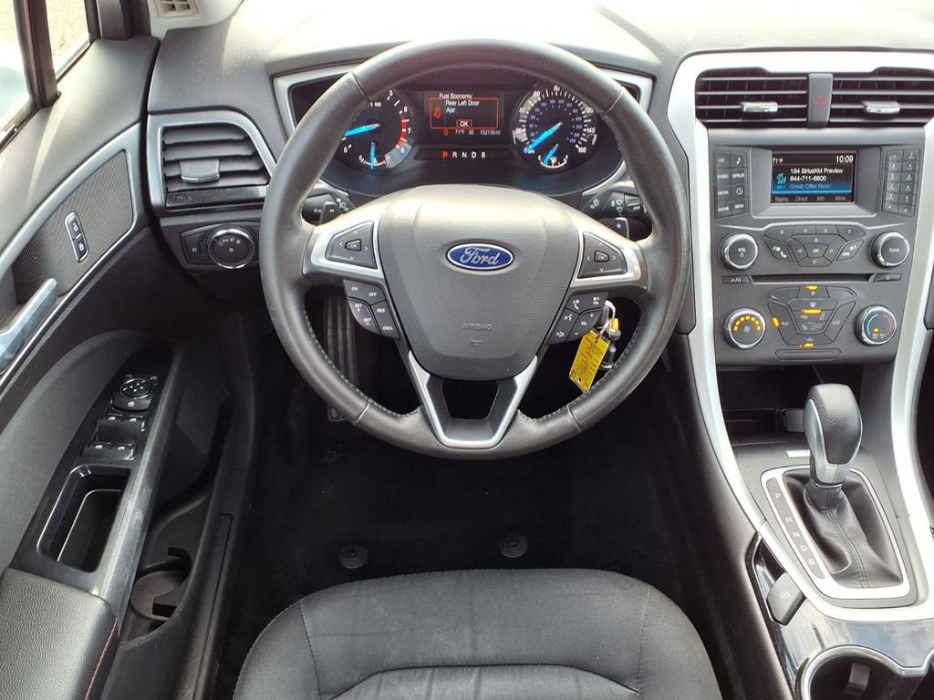 Used 2016 Ford Fusion SE w/ Equipment Group 201A AWD/4WD image 11