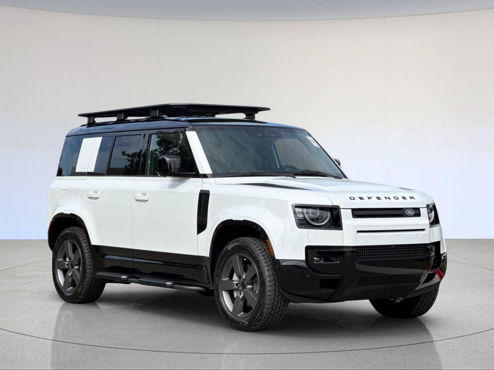 New 2026 Land Rover Defender 110 X-Dynamic SE AWD/4WD image 8