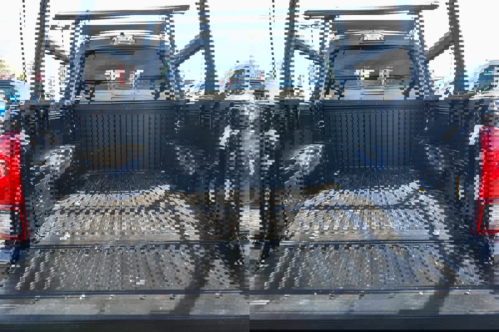 Used 2018 Toyota Tacoma TRD Sport w/ TRD Premium Sport Package image 20