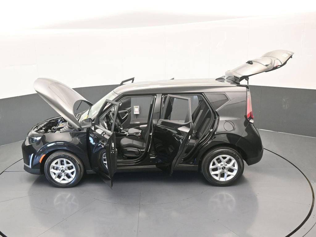 Used 2023 Kia Soul LX w/ Option Group 015 image 58