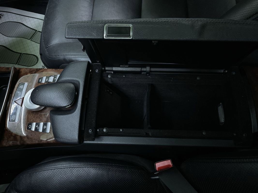 Used 2012 Mercedes-Benz S 550 4MATIC w/ Premium 2 Pkg image 26