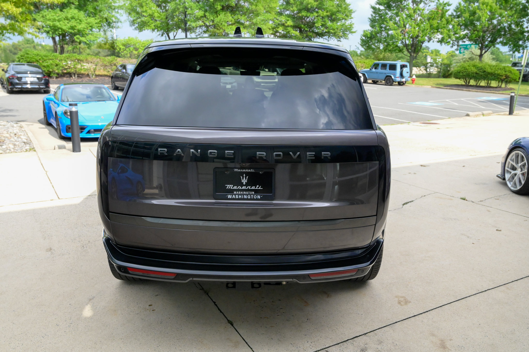 Used 2023 Land Rover Range Rover Long Wheelbase First Edition AWD/4WD image 6