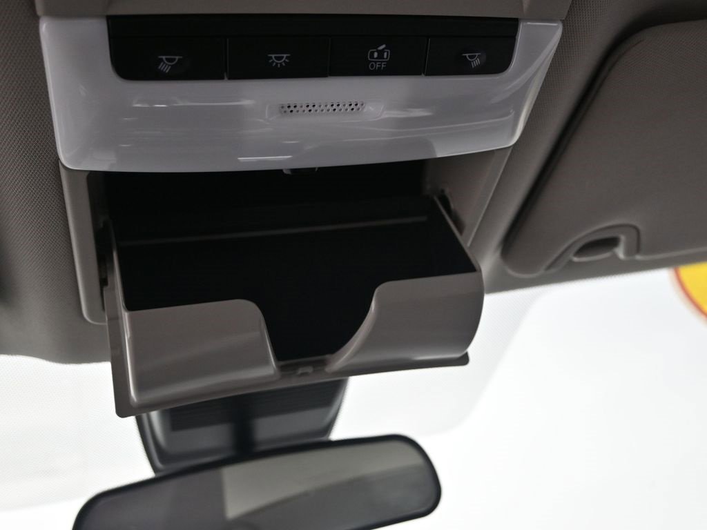 Used 2024 Nissan Altima 2.5 SV image 40