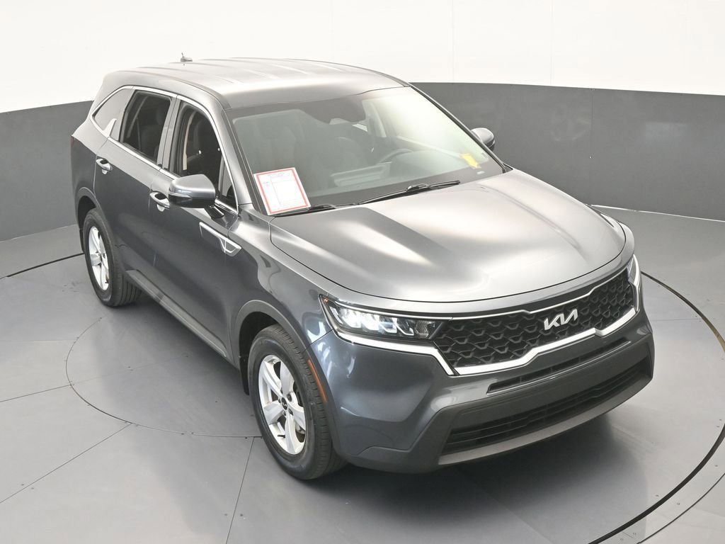 Used 2022 Kia Sorento LX FWD image 48