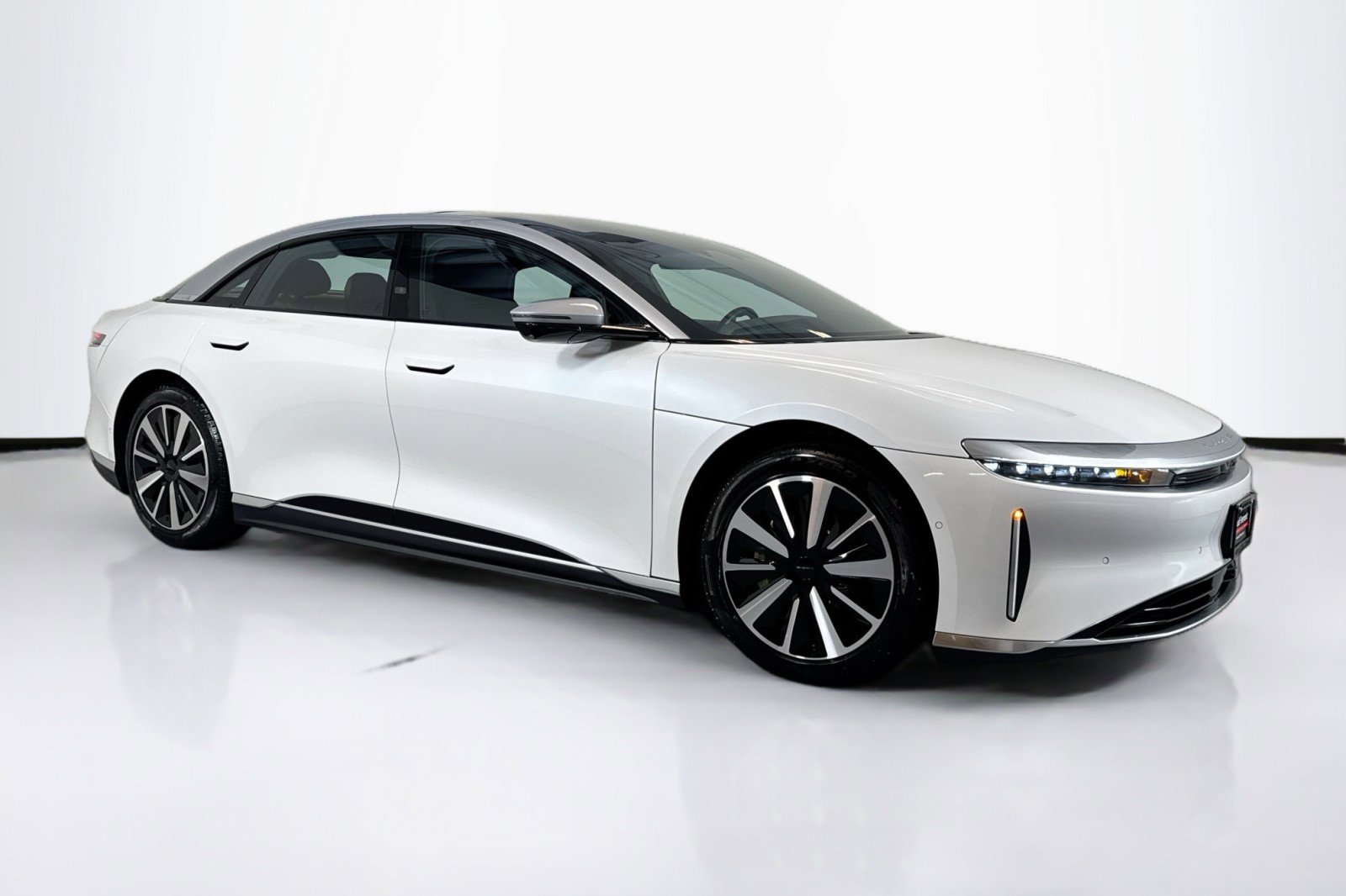 Used 2022 Lucid Air Grand Touring AWD/4WD image 3