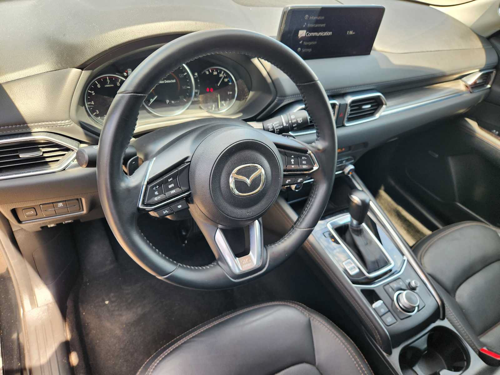 Used 2022 MAZDA CX-5 AWD 2.5 S w/ Premium Package image 2