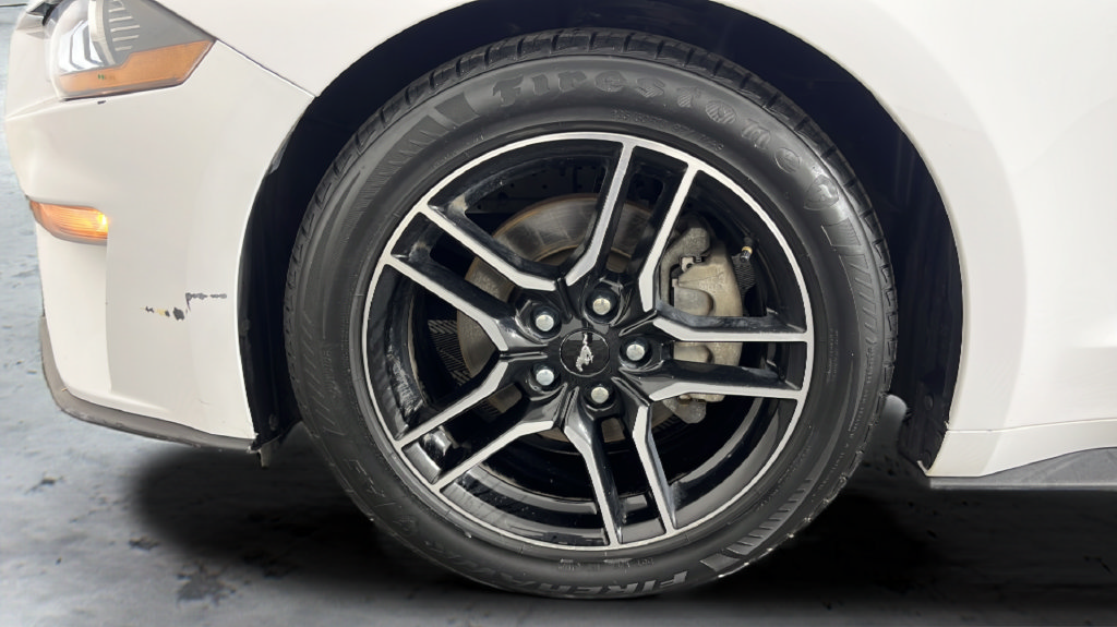 Used 2018 Ford Mustang Premium RWD image 39
