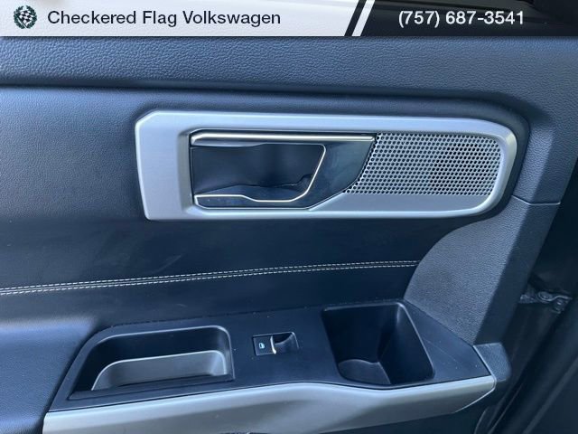 Used 2022 Ford Explorer Limited w/ Equipment Group 301A image 23