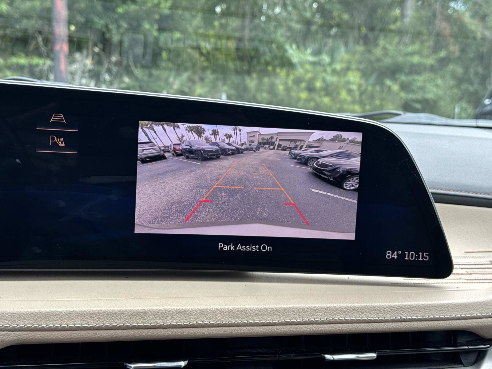 Used 2024 Cadillac XT4 Premium Luxury FWD image 20