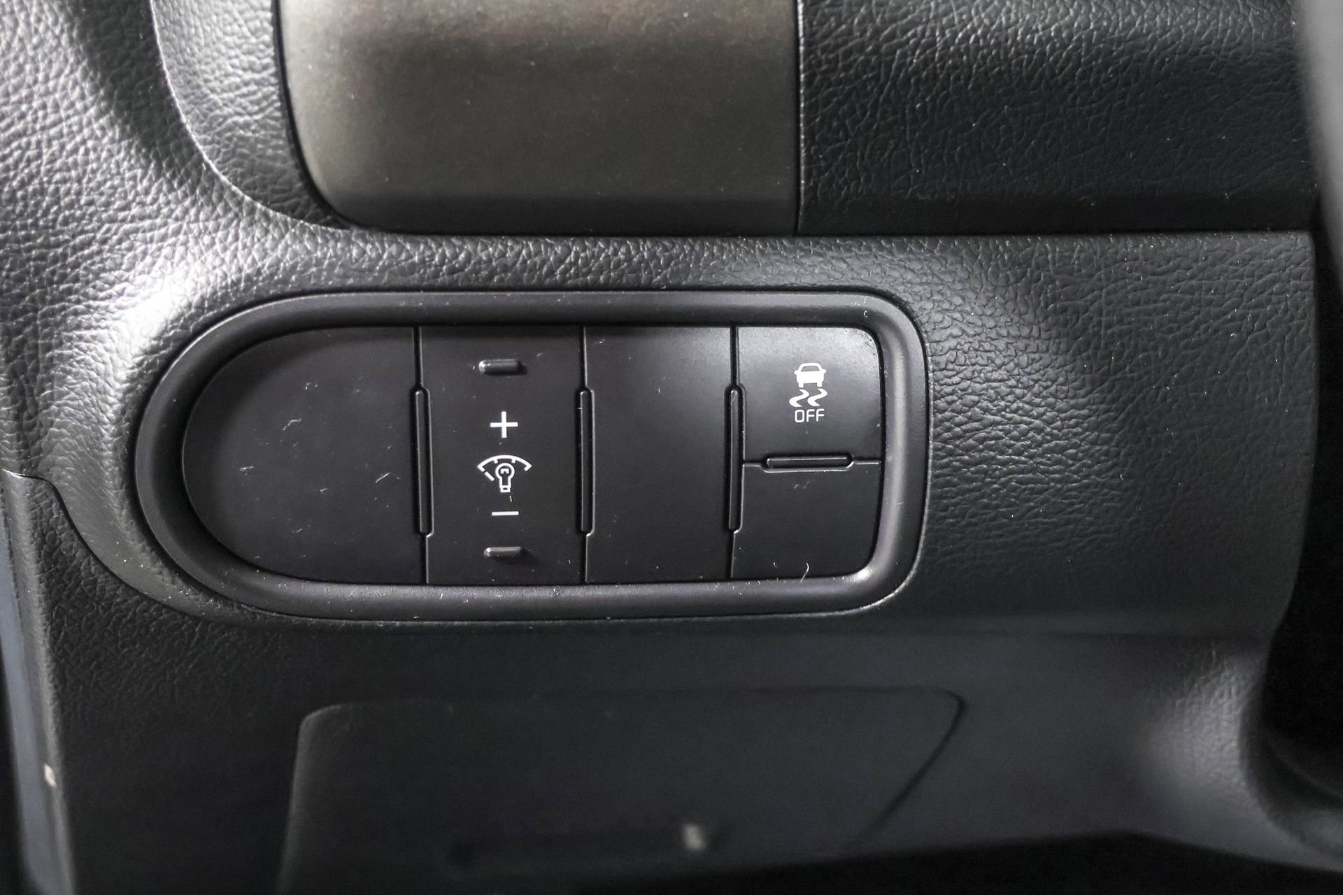 Used 2017 Kia Forte LX w/ LX Popular Package image 23