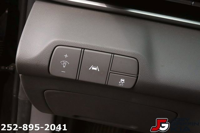 Used 2023 Hyundai Elantra SEL w/ Convenience Package FWD image 23