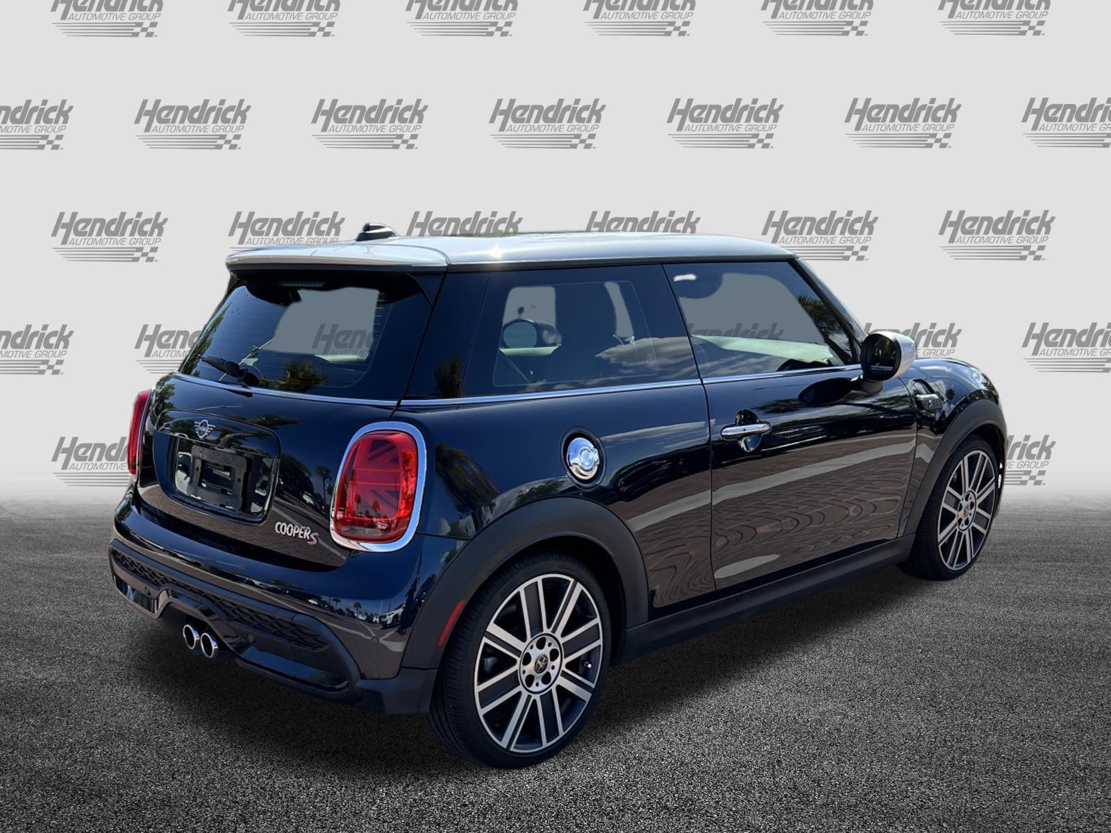 Used 2022 MINI Cooper S image 10