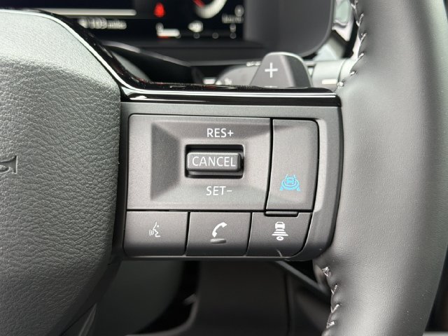 New 2026 Nissan Pathfinder Platinum AWD/4WD image 31