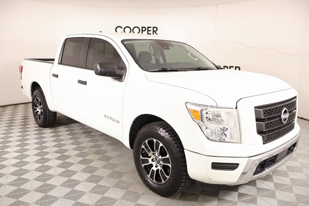 Used 2023 Nissan Titan SV