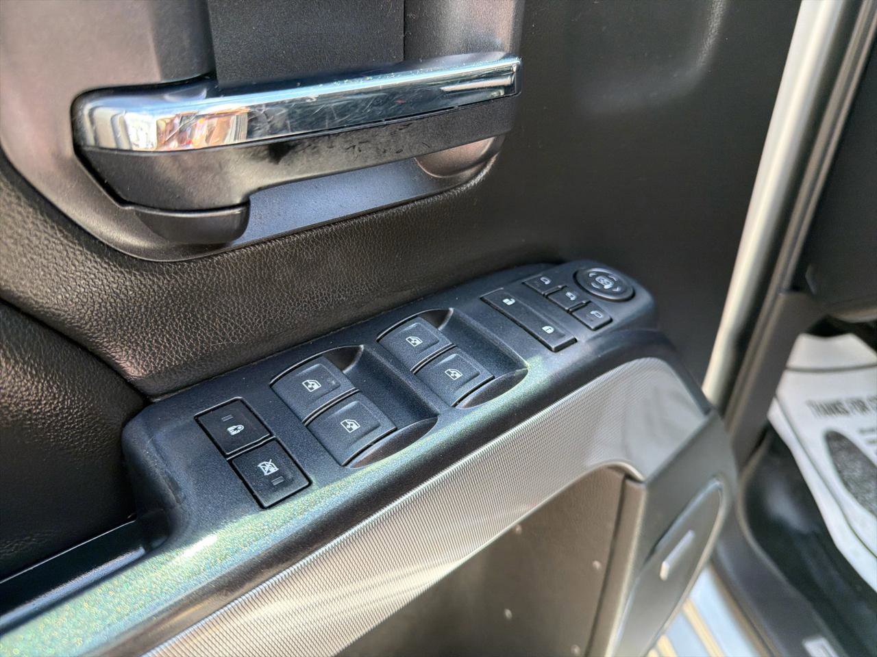 Used 2018 Chevrolet Silverado 1500 LTZ Z71 w/ LTZ Plus Package AWD/4WD image 14