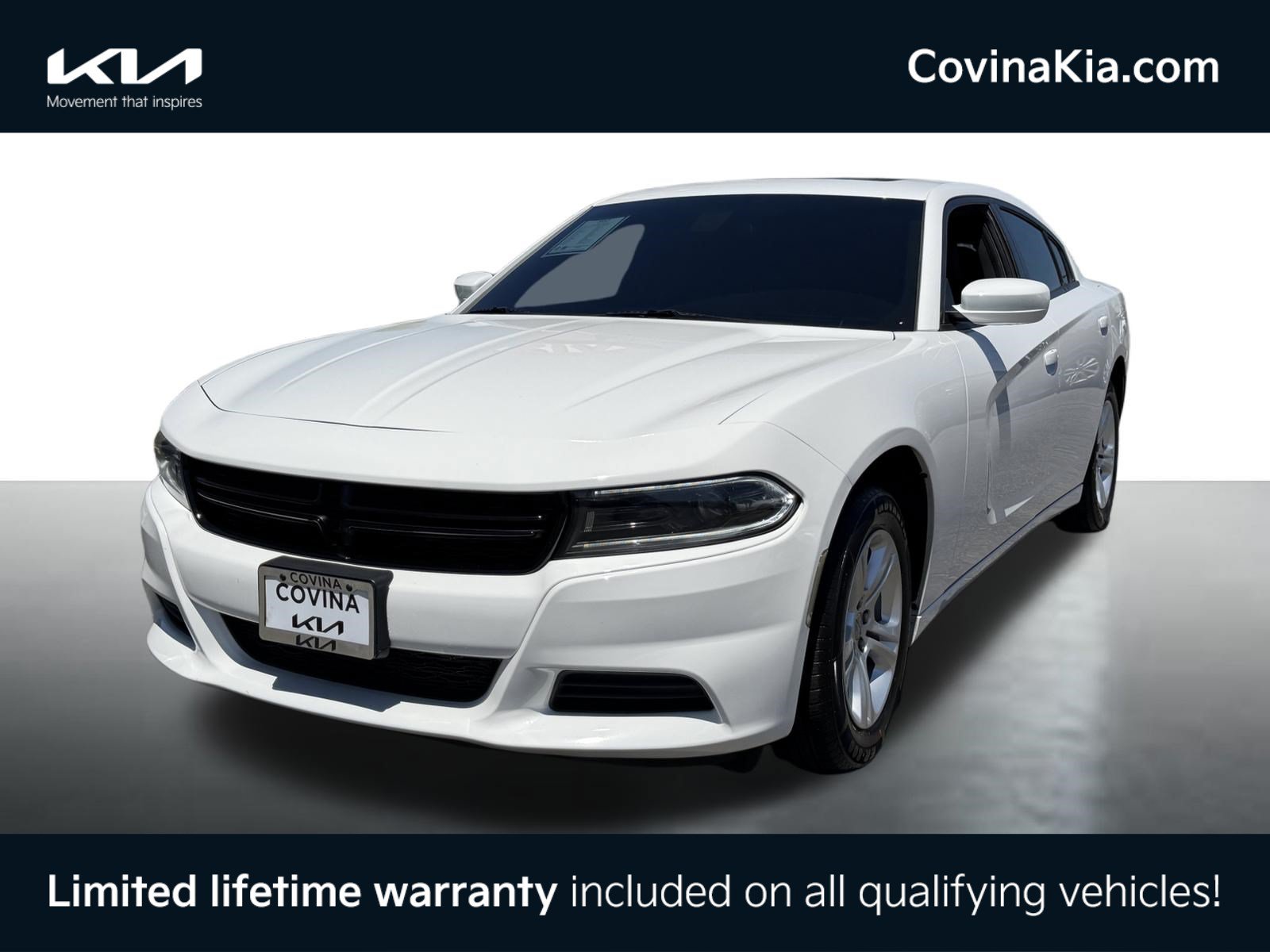 Used 2022 Dodge Charger SXT w/ Leather Interior Group RWD image 4