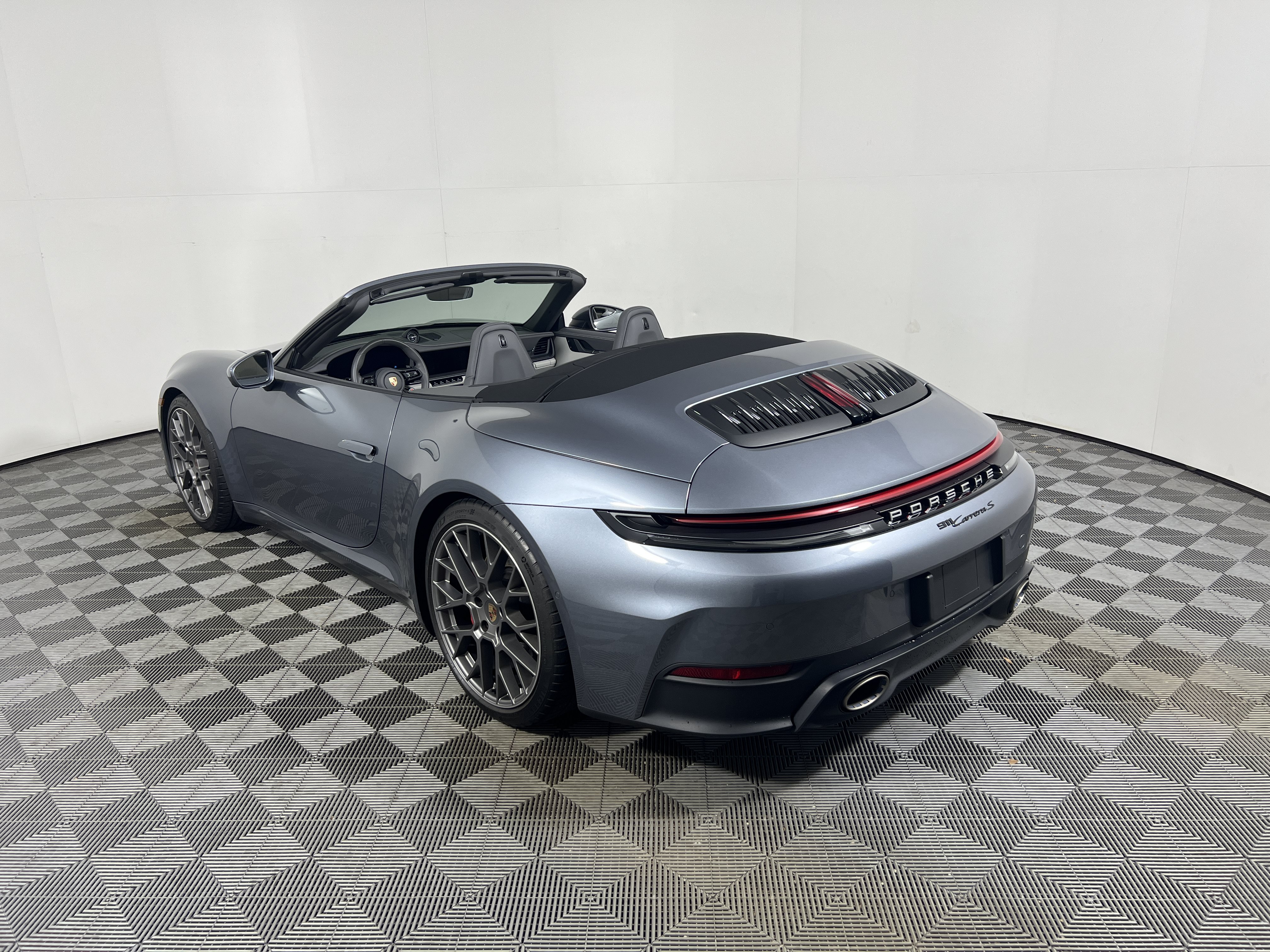 Certified 2026 Porsche 911 Carrera S RWD image 3
