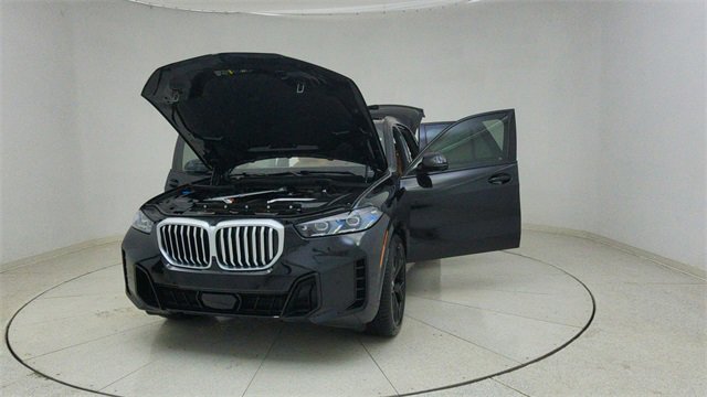 Used 2025 BMW X5 sDrive40i w/ M Sport Package image 79