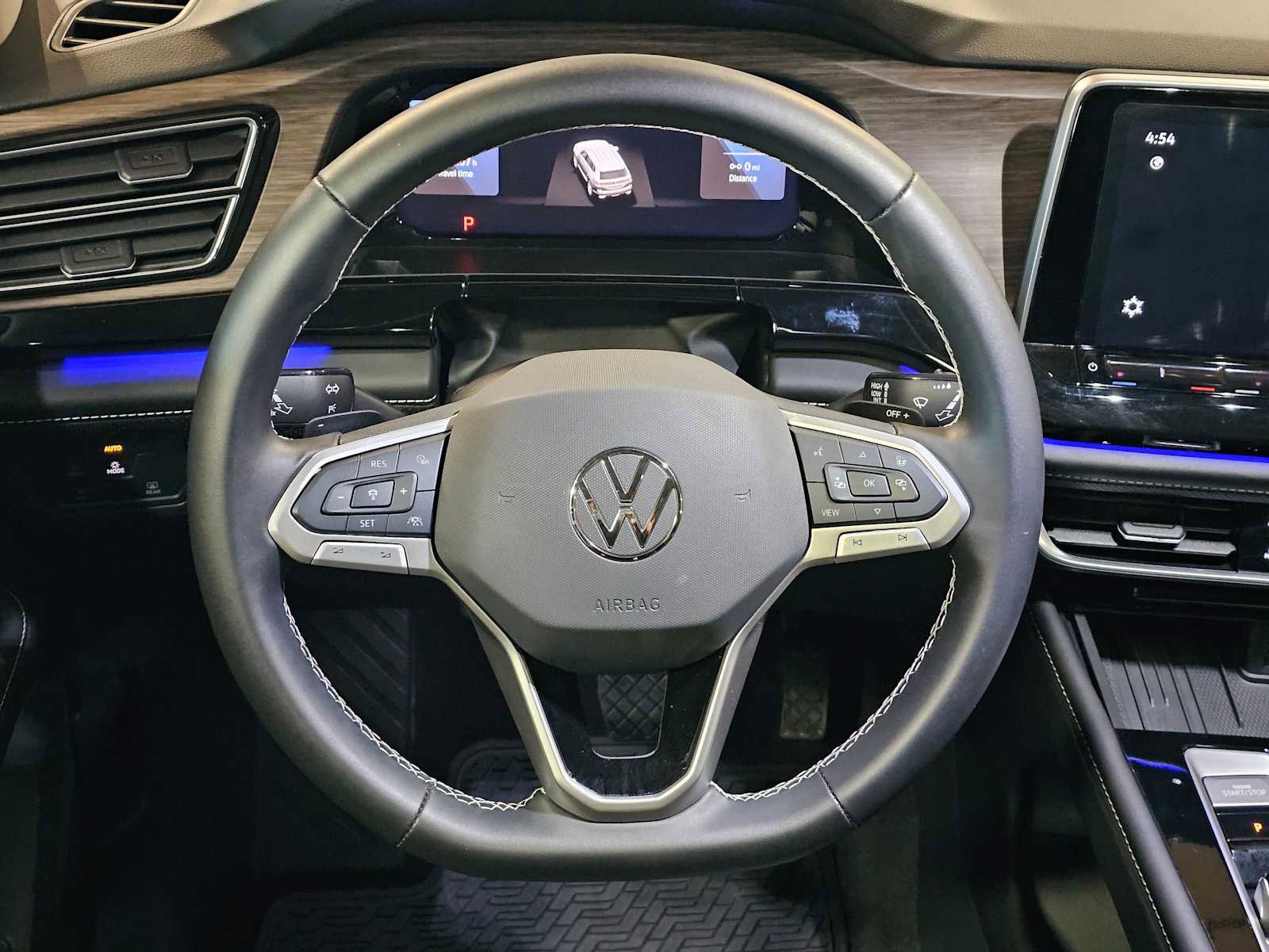 Used 2025 Volkswagen Atlas SEL image 21