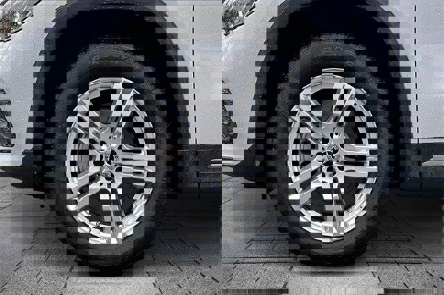 Certified 2023 Mercedes-Benz GLA 250 4MATIC image 36