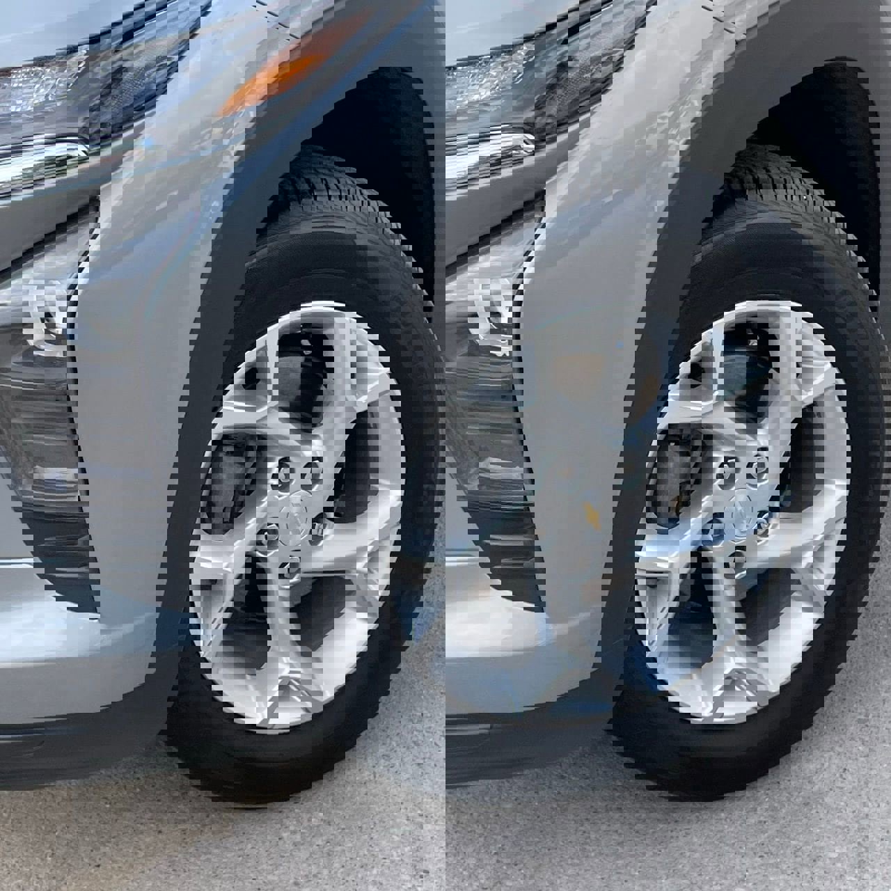 Used 2024 Chevrolet Trax LS w/ LS Convenience Package image 8