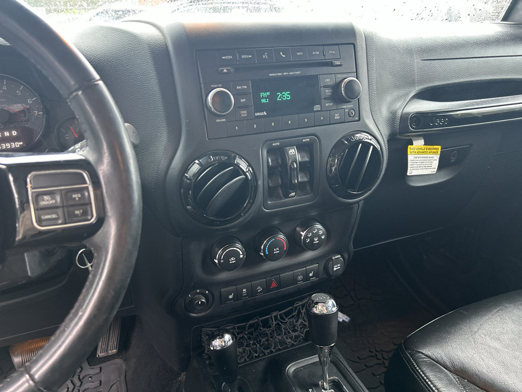 Used 2016 Jeep Wrangler Unlimited Sahara image 7