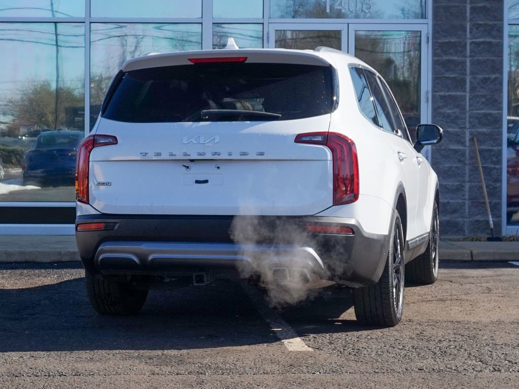 Used 2022 Kia Telluride SX w/ SX Prestige Package image 3