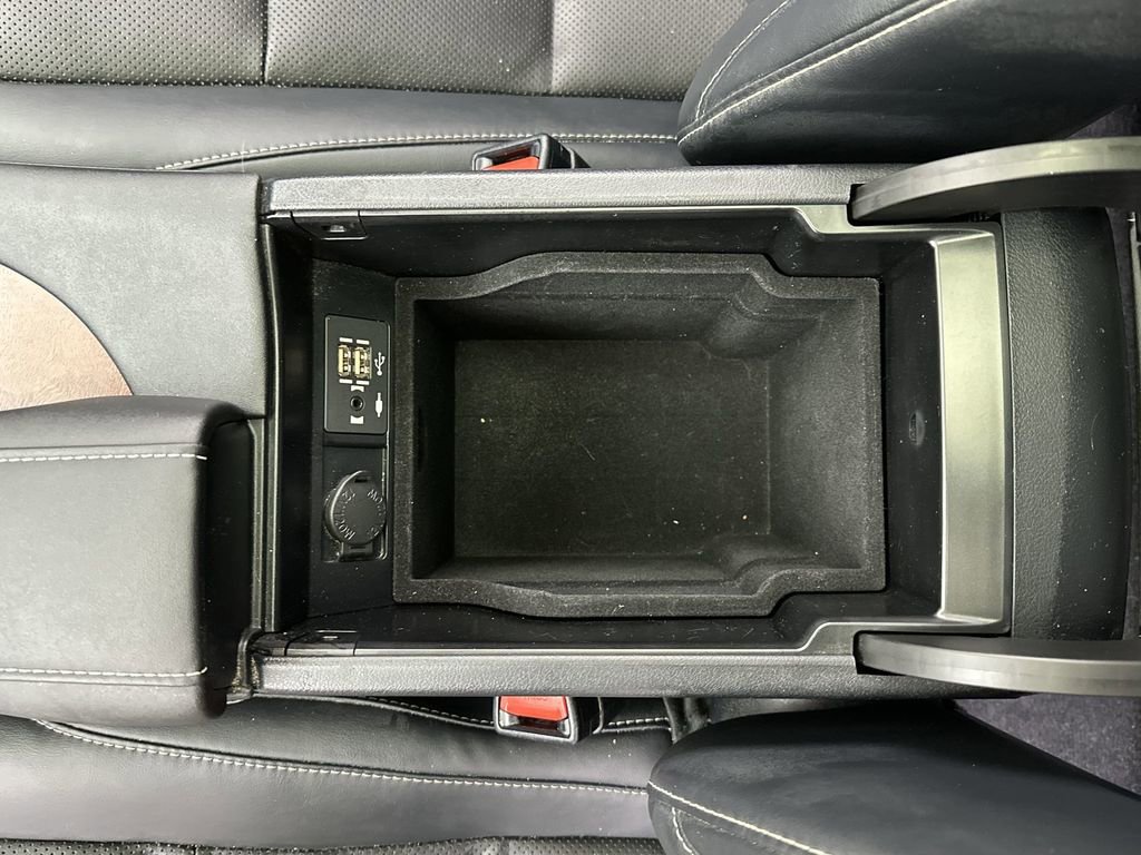 Used 2022 Lexus RX 350L Premium w/ Premium Package image 21